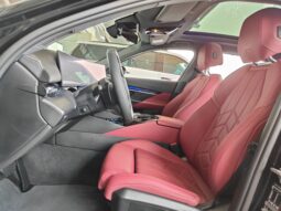 
										AED 3,140 P.M | 2024 BMW 520i Excellence | Under Warranty | GCC | full									