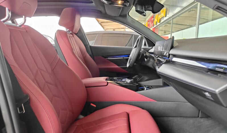 
								AED 3,140 P.M | 2024 BMW 520i Excellence | Under Warranty | GCC | full									