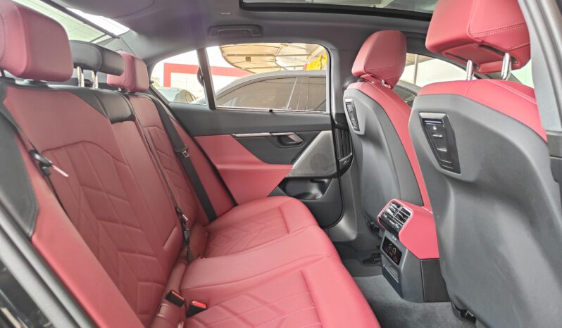 
								AED 3,140 P.M | 2024 BMW 520i Excellence | Under Warranty | GCC | full									