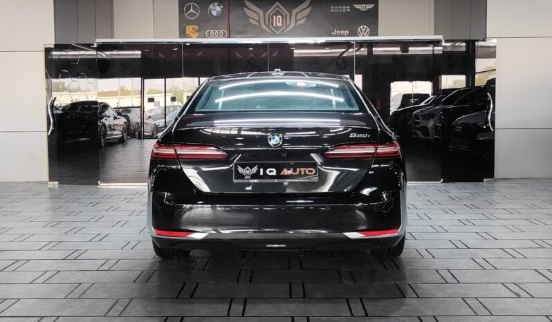 
								AED 3,140 P.M | 2024 BMW 520i Excellence | Under Warranty | GCC | full									