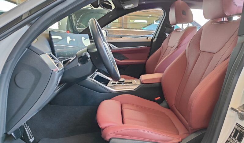 
								AED 2,340 P.M | 2024 BMW i4 Gran Coupé eDrive35 M Sport | Under Warranty | GCC | full									