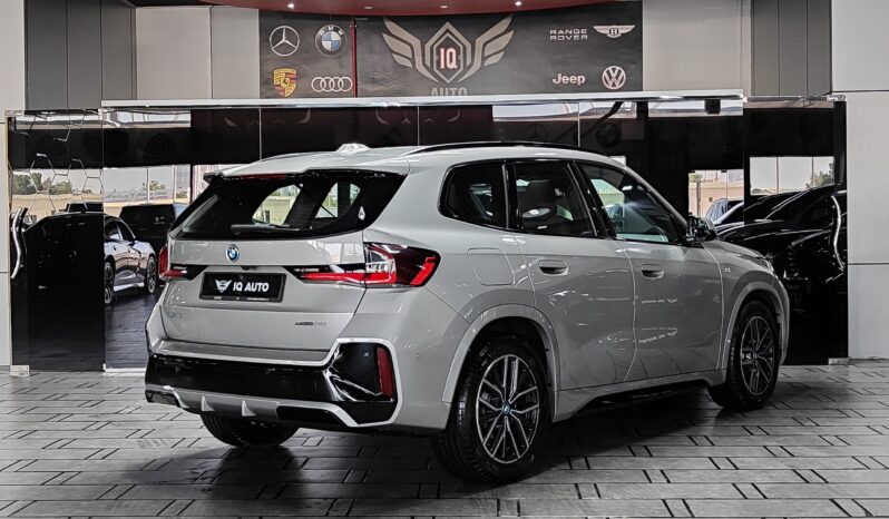 
								AED 1,860 P.M | 2024 BMW iX1 eDrive20 M Sport | Under Warranty | GCC | full									