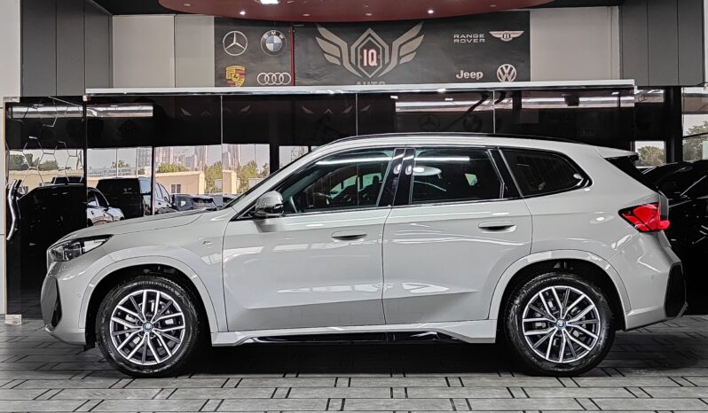 
								AED 1,860 P.M | 2024 BMW iX1 eDrive20 M Sport | Under Warranty | GCC | full									