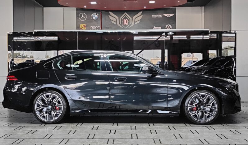 
								AED 2,520 P.M | 2024 BMW i5 eDrive40 M Sport Pro | Under Warranty | GCC | full									