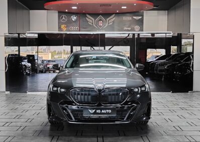 AED 2,750 P.M | 2024 BMW i5 eDrive40 M Sport Pro | Under Warranty | GCC |