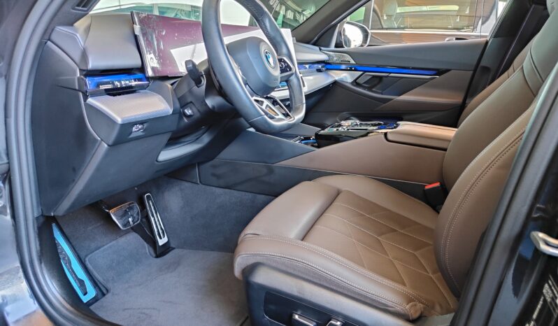 
								AED 2,750 P.M | 2024 BMW i5 eDrive40 M Sport Pro | Under Warranty | GCC | full									