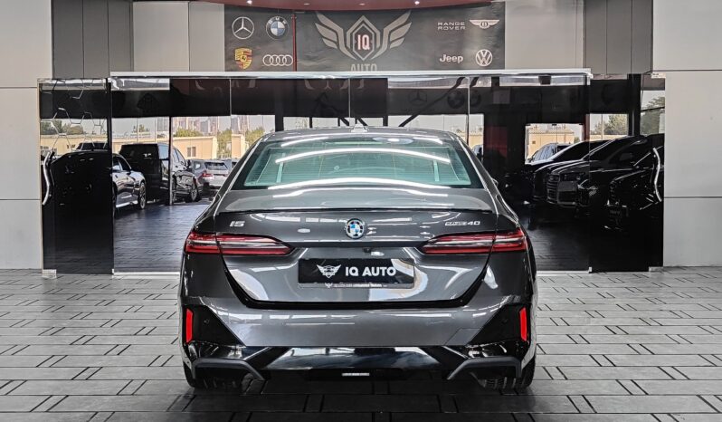 
								AED 2,750 P.M | 2024 BMW i5 eDrive40 M Sport Pro | Under Warranty | GCC | full									