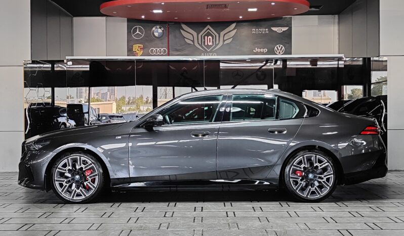 
								AED 2,750 P.M | 2024 BMW i5 eDrive40 M Sport Pro | Under Warranty | GCC | full									