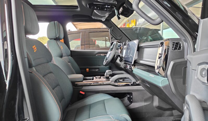 
								AED 1,950 P.M | 2025 Jetour T2 2.0T Luxury Full Option | Under Warranty | GCC | full									