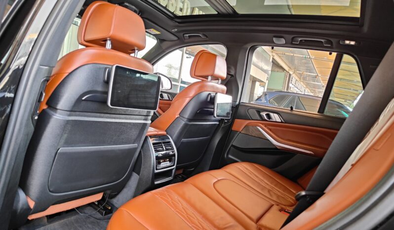 
								AED 1,590 P.M | 2019 BMW X5 xDrive50i M Sport Full Option | Under Warranty | GCC | full									