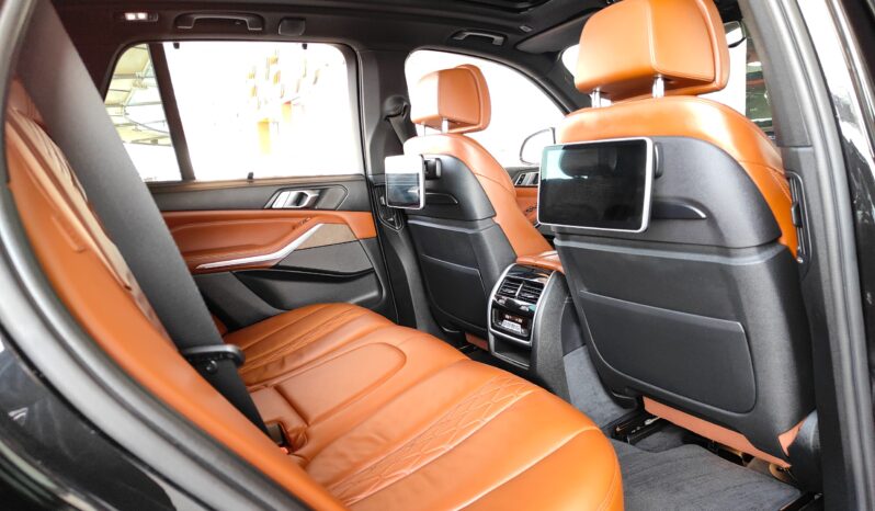 
								AED 1,590 P.M | 2019 BMW X5 xDrive50i M Sport Full Option | Under Warranty | GCC | full									