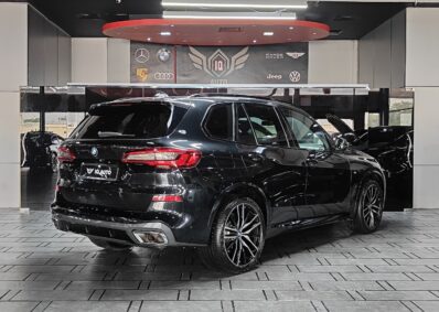 AED 1,590 P.M | 2019 BMW X5 xDrive50i M Sport Full Option | Under Warranty | GCC |