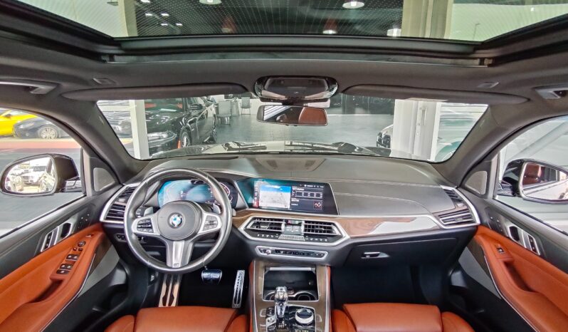 
								AED 1,590 P.M | 2019 BMW X5 xDrive50i M Sport Full Option | Under Warranty | GCC | full									