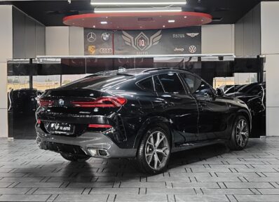 AED 2,390 P.M | 2020 BMW X6 xDrive40i M Sport | Under Warranty | GCC |