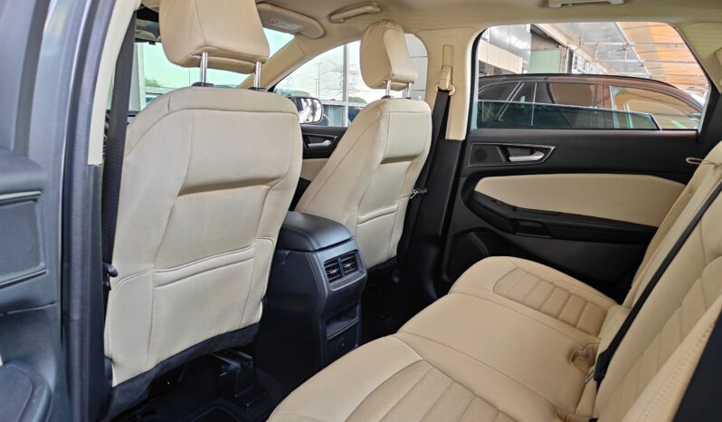 
								AED 820 P.M | 2022 Ford Edge SE AWD | Under Ford Warranty and Service Contract | GCC | full									