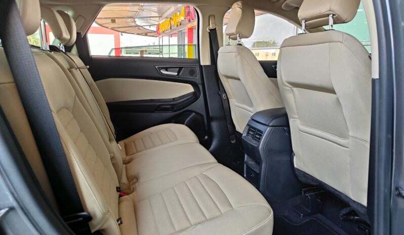 
								AED 820 P.M | 2022 Ford Edge SE AWD | Under Ford Warranty and Service Contract | GCC | full									