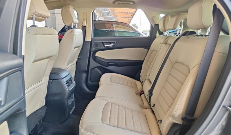 
								AED 820 P.M | 2022 Ford Edge SE AWD | Under Ford Warranty and Service Contract | GCC | full									