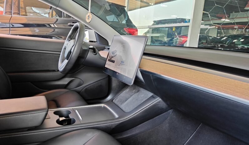 
								AED 1,000 P.M | 2021 Tesla Model 3 Long Range Dual Motor | Under Tesla Warranty | GCC | full									