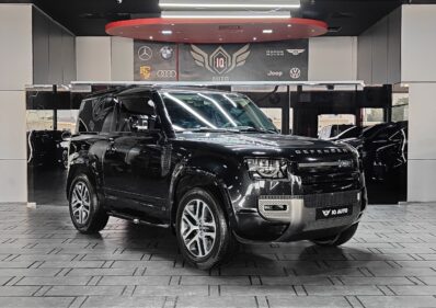 AED 3,350 P.M | 2022 Land Rover Defender HSE P400 | Under Land Rover Warranty | GCC |