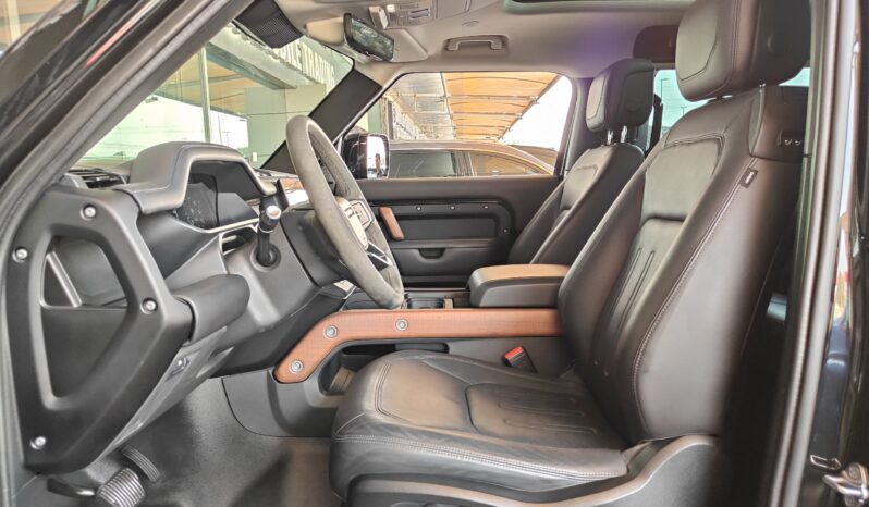 
								AED 3,350 P.M | 2022 Land Rover Defender HSE P400 | Under Land Rover Warranty | GCC | full									