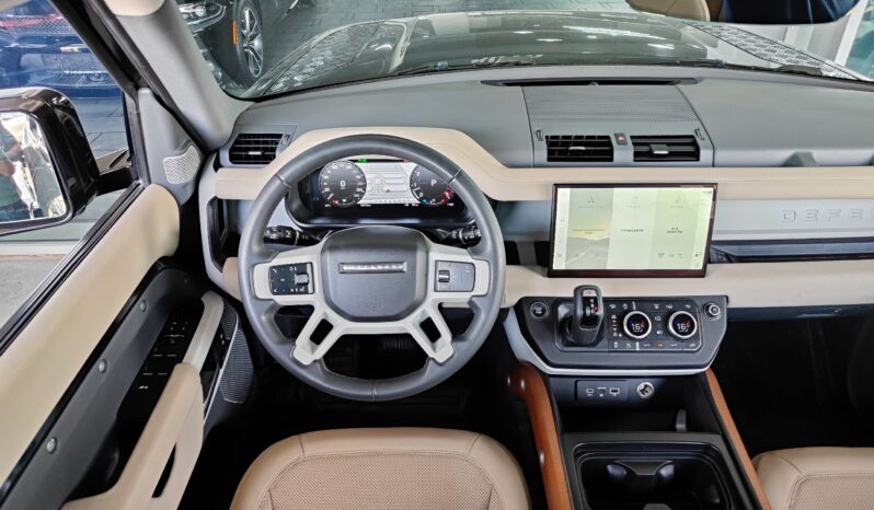 
								AED 3,650 P.M | 2023 Land Rover Defender P400 SE | Under Land Rover Warranty | GCC | full									