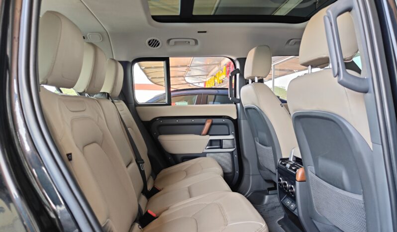 
								AED 3,650 P.M | 2023 Land Rover Defender P400 SE | Under Land Rover Warranty | GCC | full									