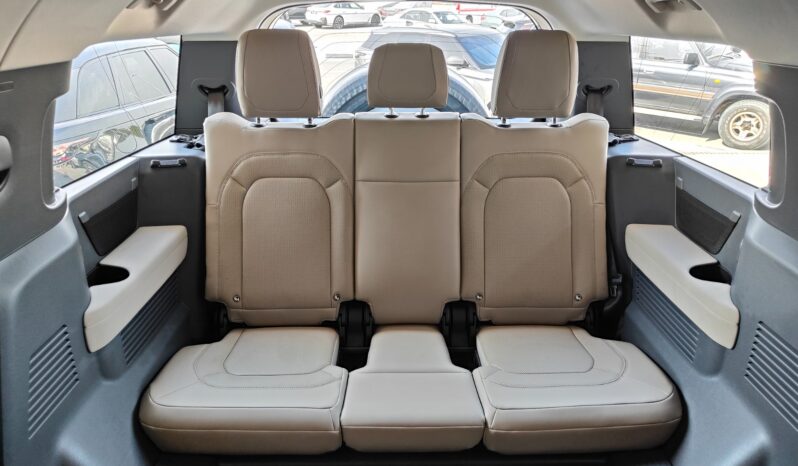 
								AED 3,650 P.M | 2023 Land Rover Defender P400 SE | Under Land Rover Warranty | GCC | full									