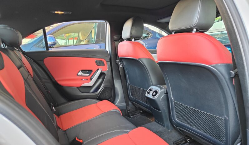 
								AED 1,200 P.M | 2020 Mercedes-Benz A250 AMG | Under Warranty | GCC | full									