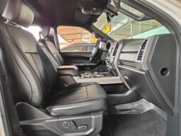 
										AED 1,250 P.M | 2018 Ford Expedition XLT | Under Warranty | GCC | full									