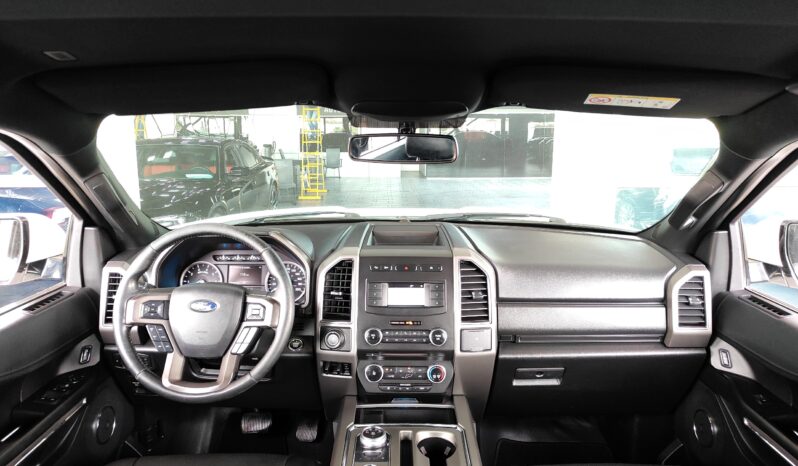 
								AED 1,250 P.M | 2018 Ford Expedition XLT | Under Warranty | GCC | full									