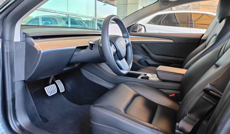 
								AED 1,250 P.M | 2022 Tesla Model 3 Dual Motor Performance | Under Tesla Warranty | GCC | full									