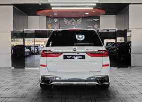 AED 2,750 P.M | 2021 BMW X7 M50i M Sport | Under Warranty | GCC |
