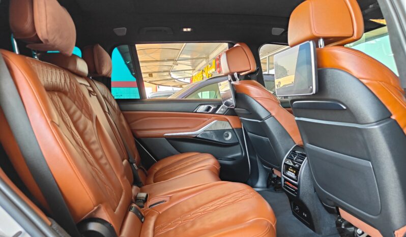 
								AED 2,750 P.M | 2021 BMW X7 M50i M Sport | Under Warranty | GCC | full									