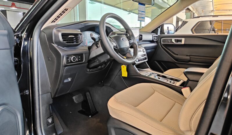 
								AED 1,600 P.M | 2023 Ford Explorer Base 4WD | Under Ford Warranty and Service Contract | GCC | full									