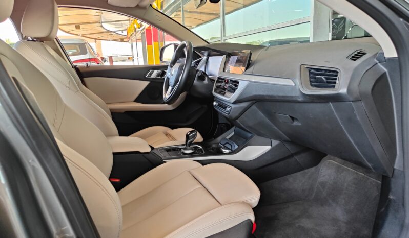 
								AED 1,250 P.M | 2023 BMW 218i Gran Coupe | Under Warranty | GCC | full									