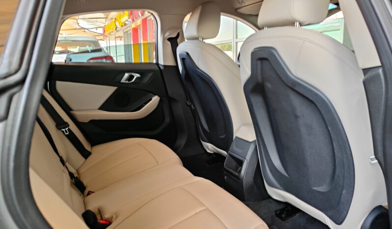 
								AED 1,250 P.M | 2023 BMW 218i Gran Coupe | Under Warranty | GCC | full									