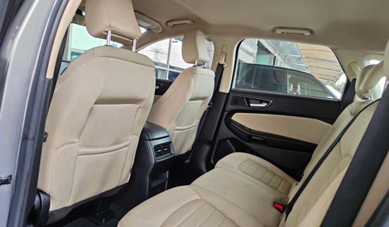 
								AED 900 P.M | 2022 Ford Edge SE EcoBoost | Under Ford Warranty and Service Contract | GCC | full									