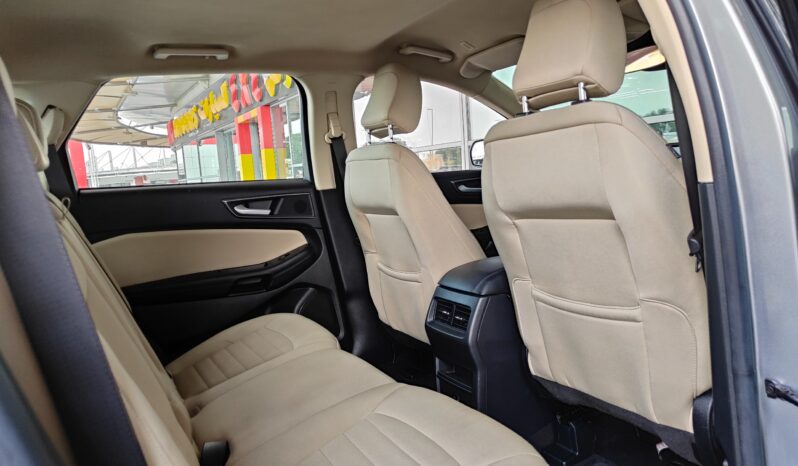 
								AED 900 P.M | 2022 Ford Edge SE EcoBoost | Under Ford Warranty and Service Contract | GCC | full									