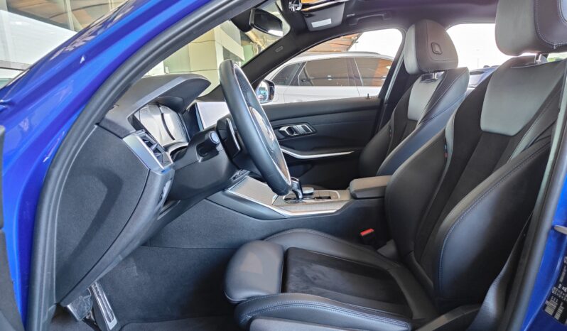 
								AED 2,050 P.M | 2021 BMW 330i M Sport | Under Warranty | GCC | full									