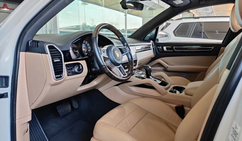 
								AED 2,450 P.M | 2018 Porsche Cayenne | Under Warranty | GCC | full									