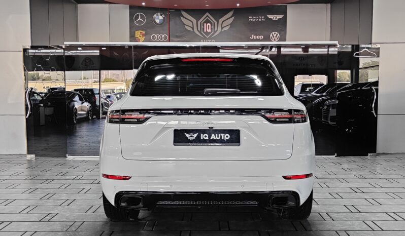 
								AED 2,450 P.M | 2018 Porsche Cayenne | Under Warranty | GCC | full									