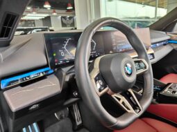 
										AED 3,000 P.M | 2024 BMW 520i M Sport Titanium | Under BMW Warranty and Service Contract | GCC | full									