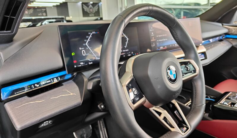 
								AED 3,000 P.M | 2024 BMW 520i M Sport Titanium | Under BMW Warranty and Service Contract | GCC | full									