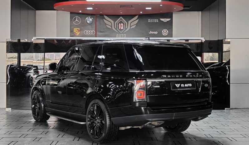 
								AED 2,480 P.M | 2018 Range Rover Vogue HSE | Under Warranty | GCC | full									