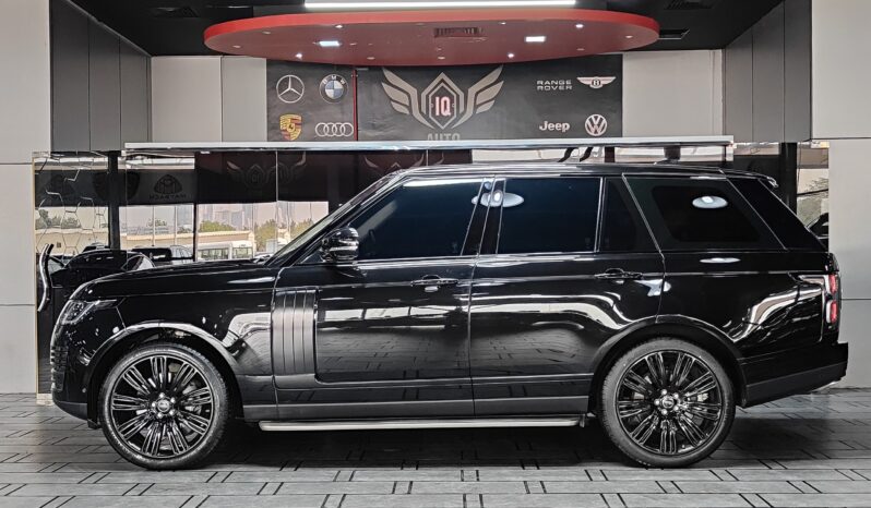 
								AED 2,480 P.M | 2018 Range Rover Vogue HSE | Under Warranty | GCC | full									