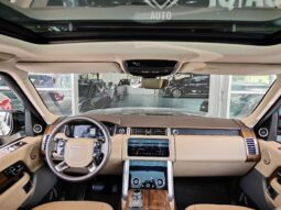 
										AED 2,480 P.M | 2018 Range Rover Vogue HSE | Under Warranty | GCC | full									