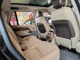 
										AED 2,480 P.M | 2018 Range Rover Vogue HSE | Under Warranty | GCC | full									