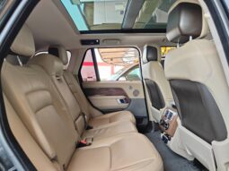 
										AED 2,480 P.M | 2018 Range Rover Vogue HSE | Under Warranty | GCC | full									