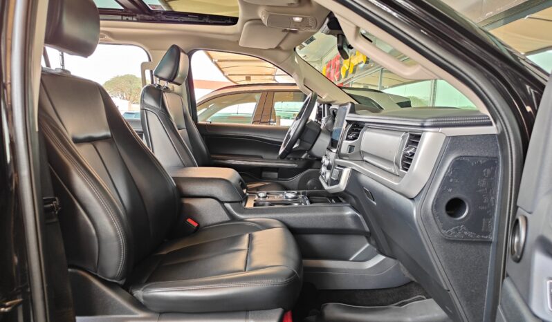 
								AED 1,945 P.M | 2022 Ford Expedition XLT Full Option | Under Ford Warranty and Service Contract | full									