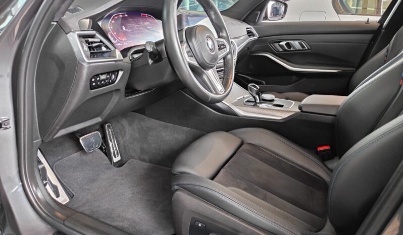 
								AED 1,640 P.M | 2021 BMW 330i M Sport | Under BMW Warranty and Service Contract | GCC | full									